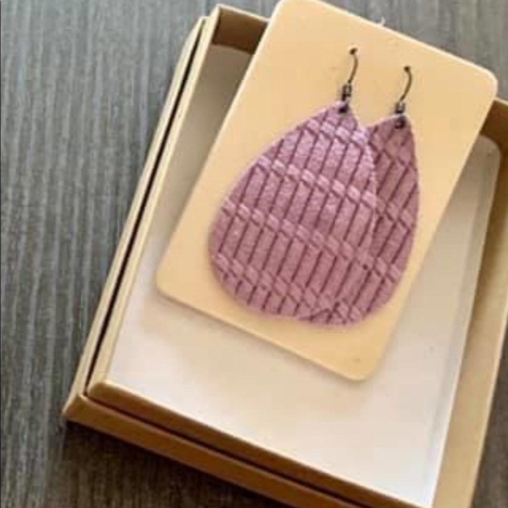 ISO NICKEL AND SUEDE LILAC CORD SIZE LARGE
